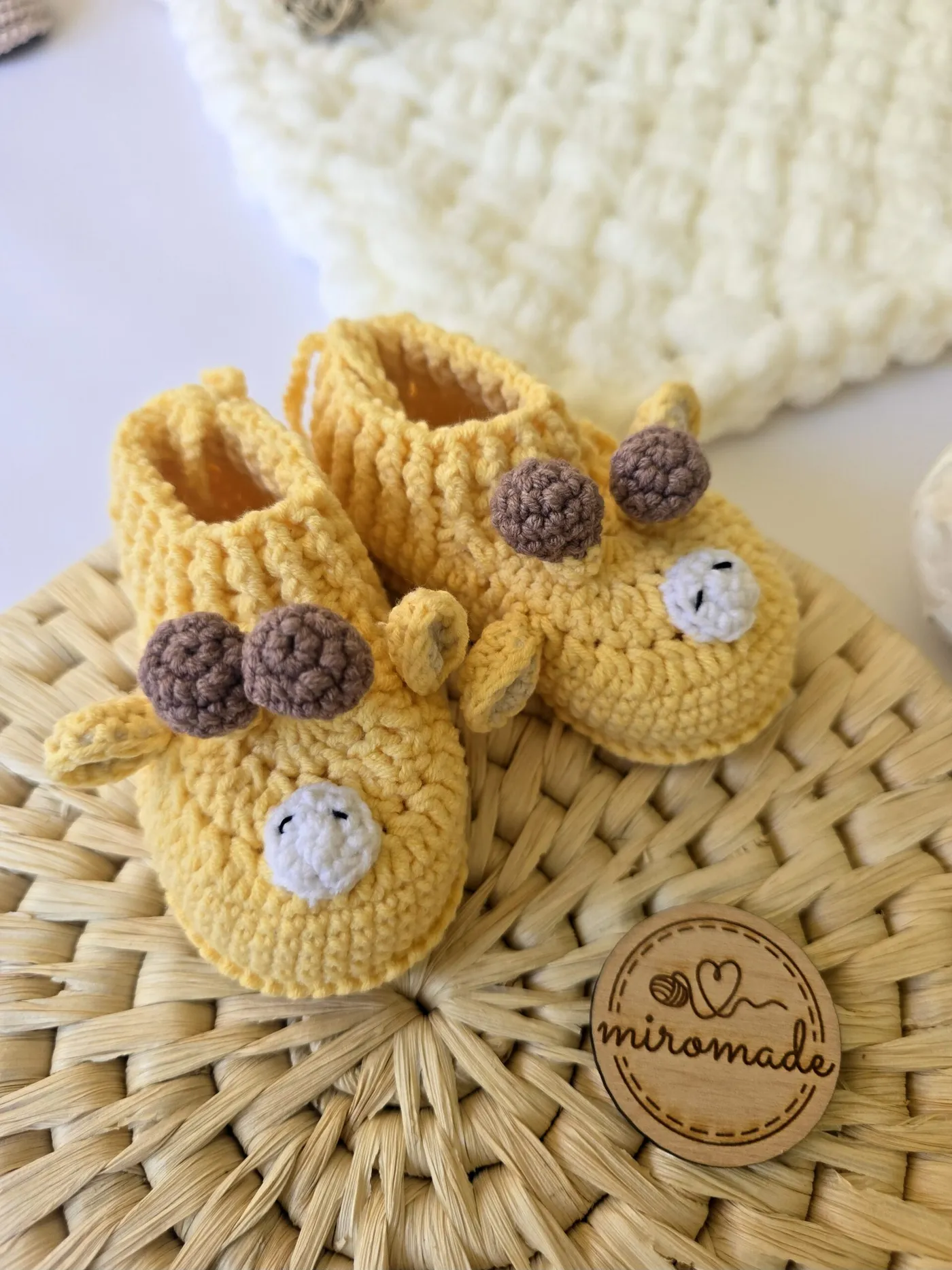 Gehäkelte Baby-Finkli Handgemacht